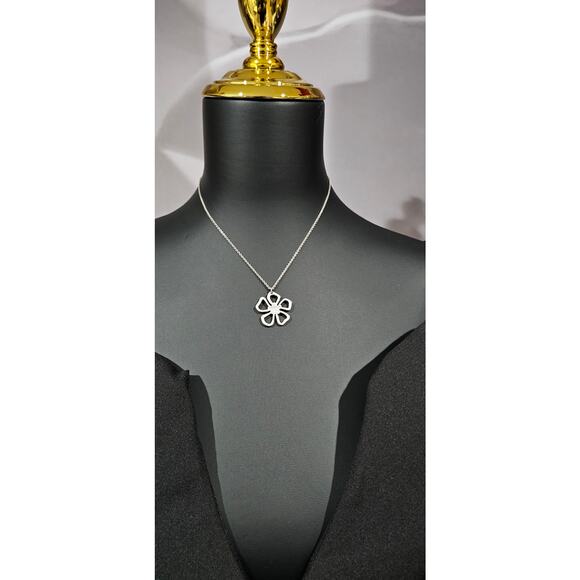 Tiffany & Co. Sterling Silver 925 Flower pendant necklace - Picture 2 of 5